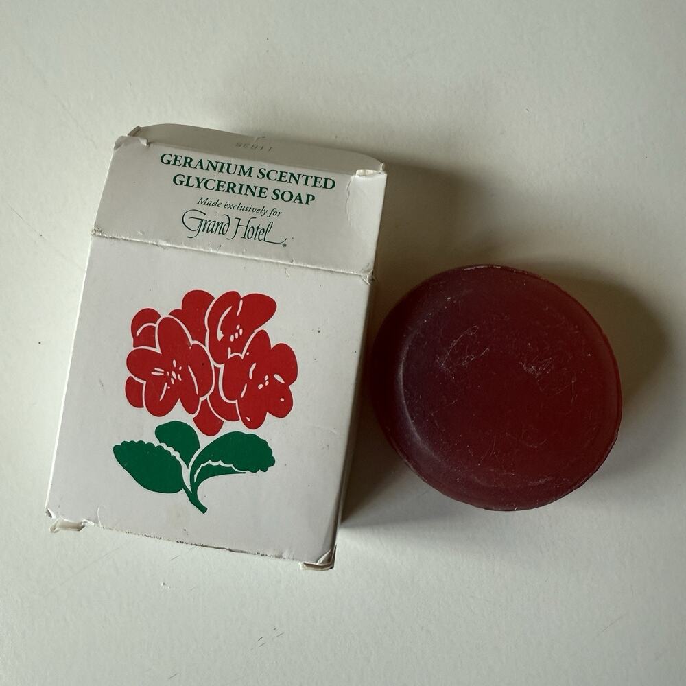 Vintage Grand Hotel Geranium Glycerine Bar Soap, Round, Boxed, Red